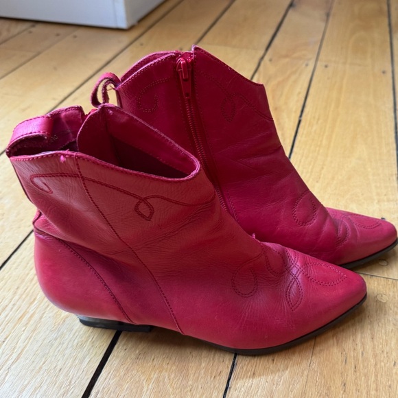 Women’s Red cowboy bootie Leather 7-7.5 - Picture 2 of 6